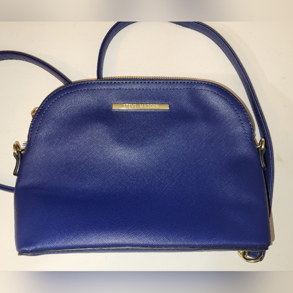 Cobalt Blue Steve Madden Crossover Bag. - Picture 1 of 5